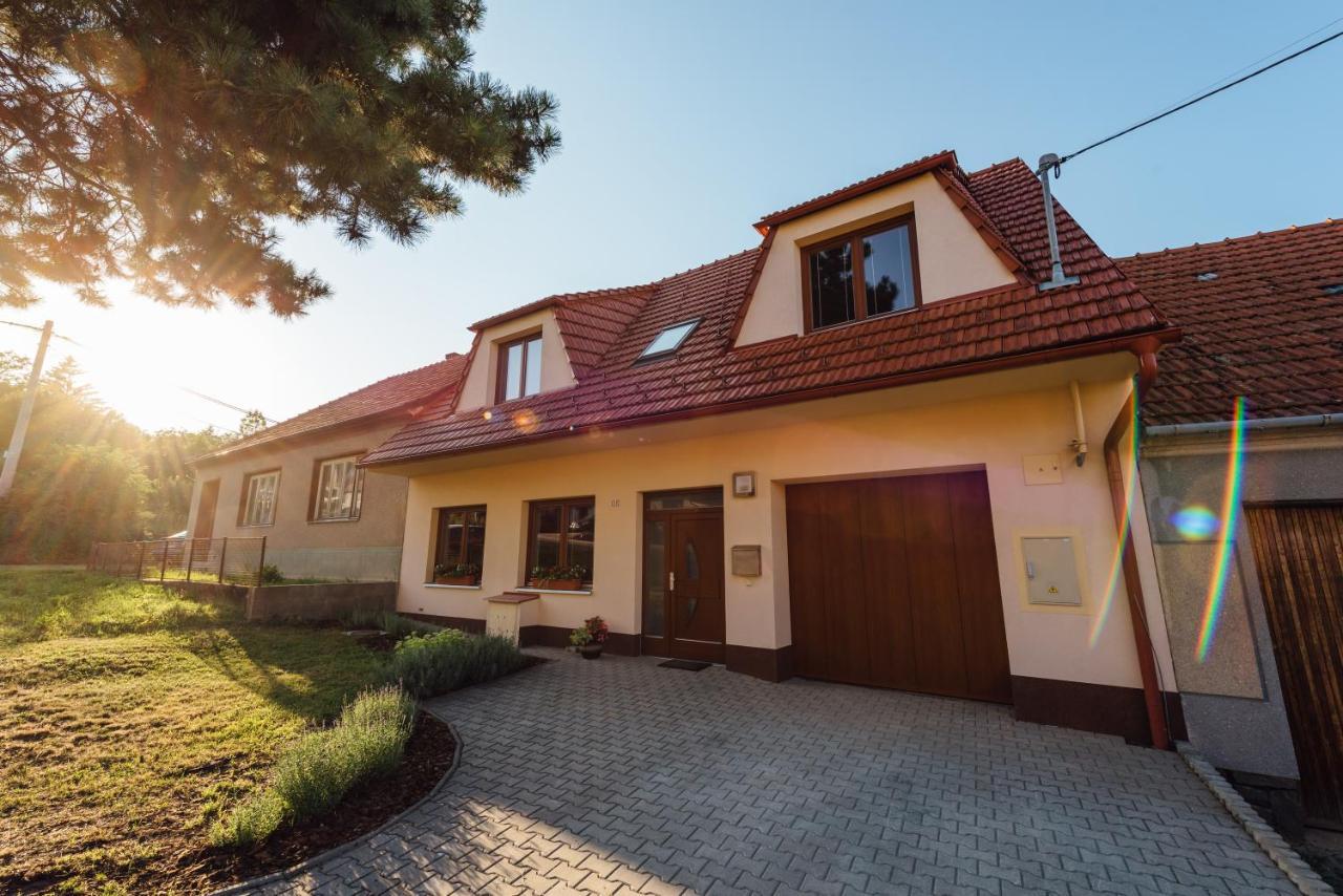 Apartman Pod Borovici Kovalovice Buitenkant foto