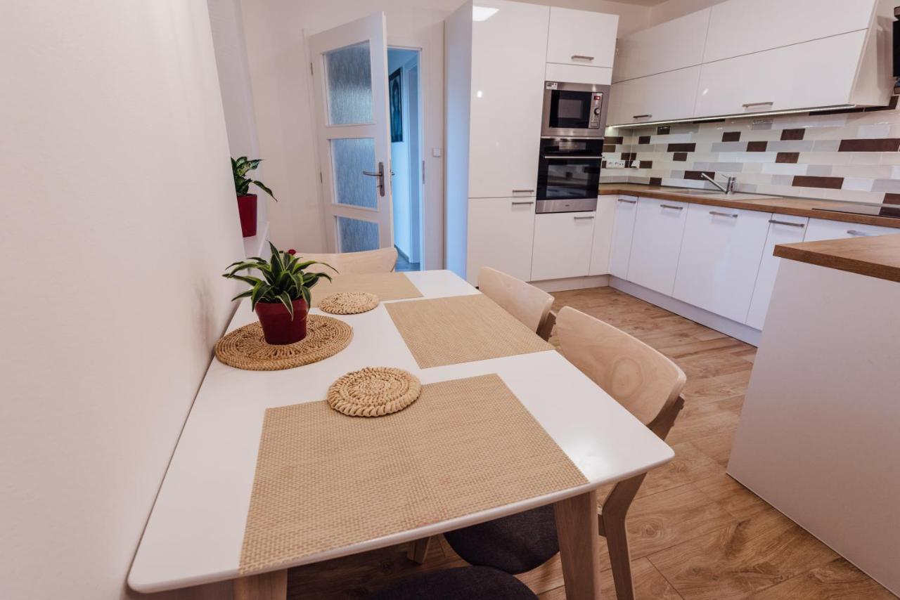 Apartman Pod Borovici Kovalovice Buitenkant foto